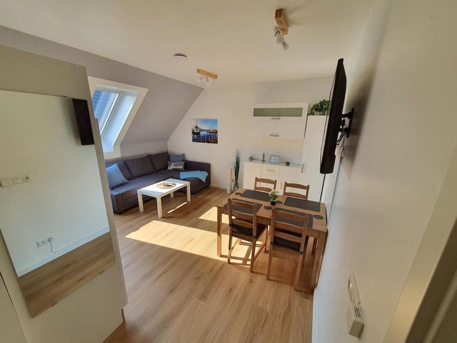 Kiel-Russee Familienwohnung, Lademoeglichkeit, Co2 Frei Exterior foto